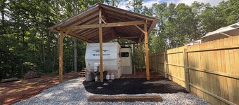 Camping on Fancy-Perfect for small family getaway or couples retreat!