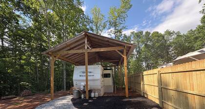 Camping on Fancy-Perfect for small family getaway or couples retreat!