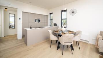 Villa | Dining