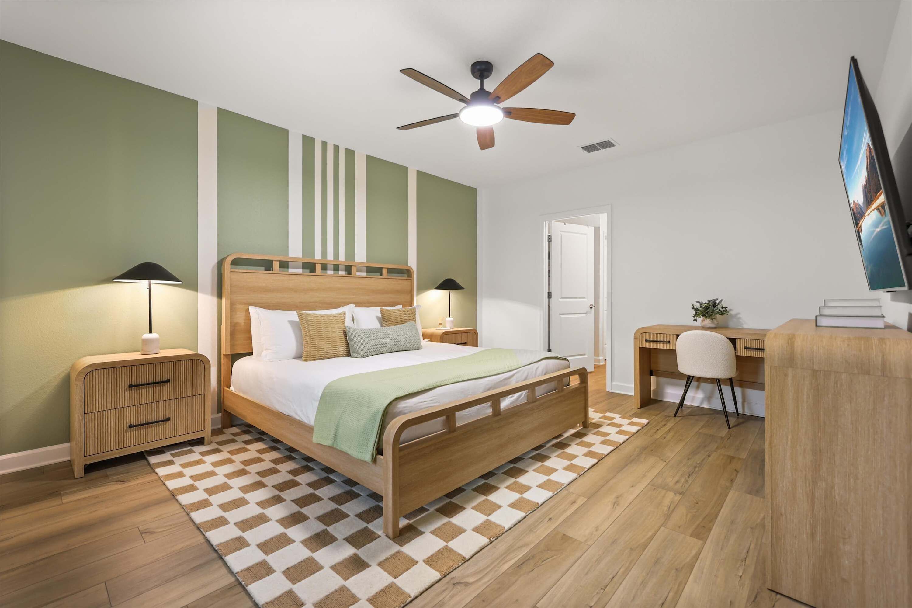 5 bedrooms, desk, iron/ironing board, free WiFi