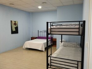 WiFi, bed sheets - Vrbo Property (Cádiz)