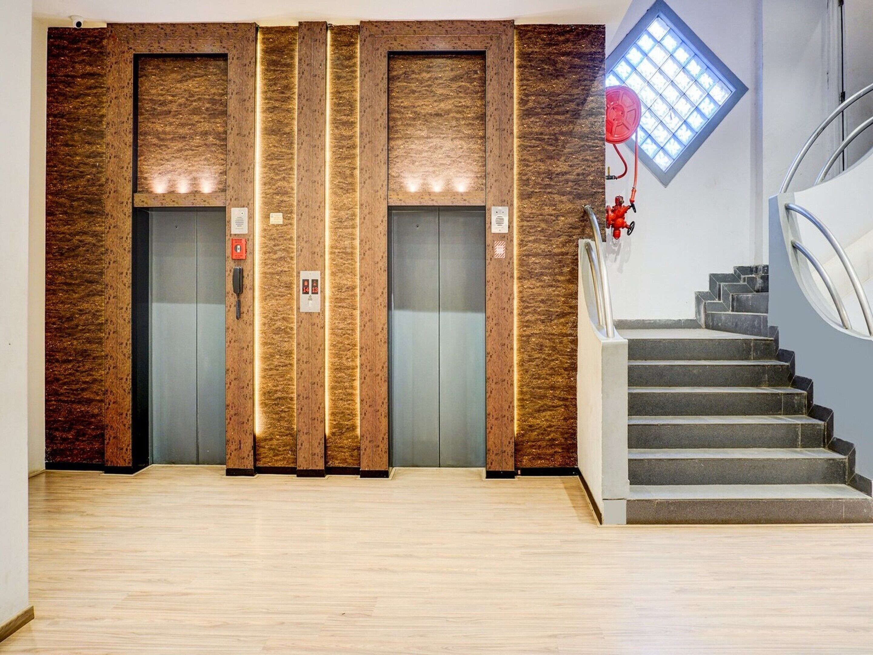 House | Reception