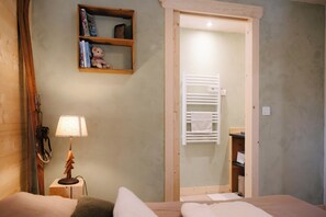 Internet, bed sheets - Vrbo Property (Beaufort)