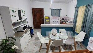 Ruokailu