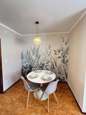 Dining - Vrbo Property (Praia da Consolação)