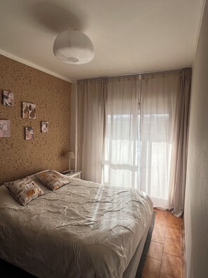 Room - Vrbo Property (Praia da Consolação)