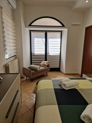 Iron/ironing board, WiFi, bed sheets - Between Sea and Villages: your Refuge in Pogli (Pogli)