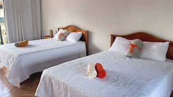 WiFi, bed sheets