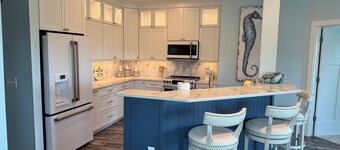 Views for Days! Coastal Luxury Condo w/ ICW, Marsh & Ocean Views + Pool Access
