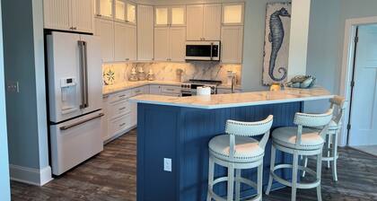 Views for Days! Coastal Luxury Condo w/ ICW, Marsh & Ocean Views + Pool Access
