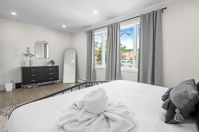 5BR Retreat Minutes from Blue Mountain and Jim Thorpe - EV Charger