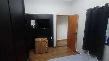 2 slaapkamers, een strijkplank/strijkijzer, gratis wifi