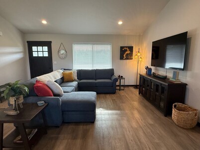 Silverwood 1.6 miles
Spacious 4-bedroom house in beautiful North Idaho