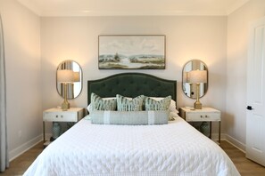 Free WiFi - "In The Grove" - New Built Luxury Home (Oxxford)