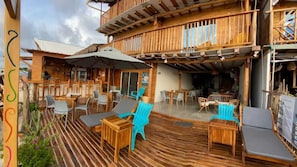Outdoor dining - INTERNAL ROOM 103 FIRST FLOOR (IDEAL FOR COUPLES AND FAMILIES) (Bolívar)