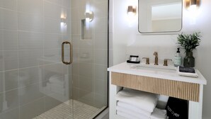 Bathroom - "The Laurel" by OVR (Oxford)
