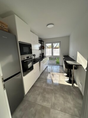Private kitchen - Vrbo Property (Melsungen)