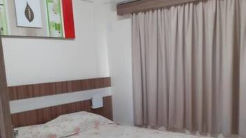 In-room safe, soundproofing, free WiFi