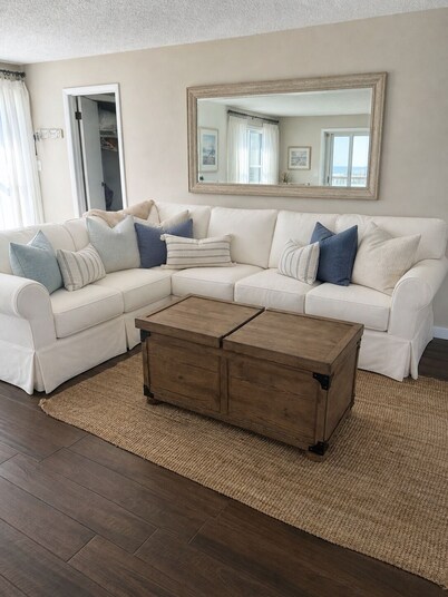 Spacious 4-bedroom house on the water in Caine Keys II, Ocean City, MD.