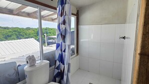 Bathroom - W cabañas beach, room with window to the sea (for families and friends) (Bolívar)