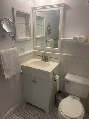 Shower, hair dryer, towels, soap - Oceanfront Dunescape Oasis (Atlantic Beach)