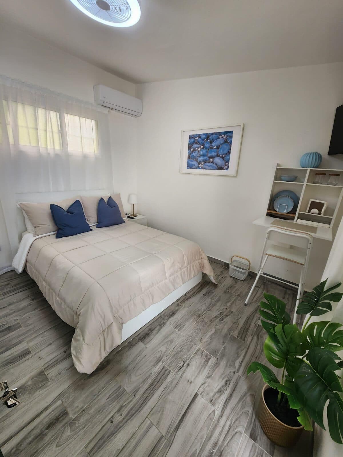 Chambre Classique Double ou avec lits jumeaux | Fer et planche à repasser, Wi-Fi gratuit