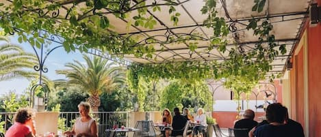 Restaurante al aire libre