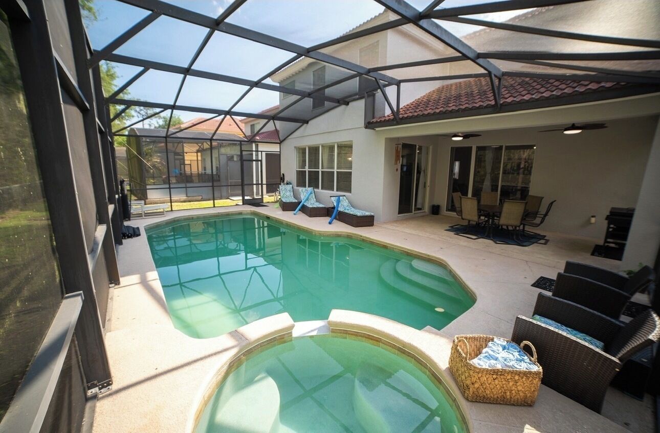 Piscine extérieure, piscine chauffée