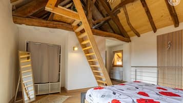 2 chambres, fer et planche à repasser, lit parapluie, Wi-Fi gratuit