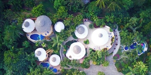 Private Sayulita Estate 3 Villas, 3 Pools, Ocean Views, Walk to Beach, Sleeps 20