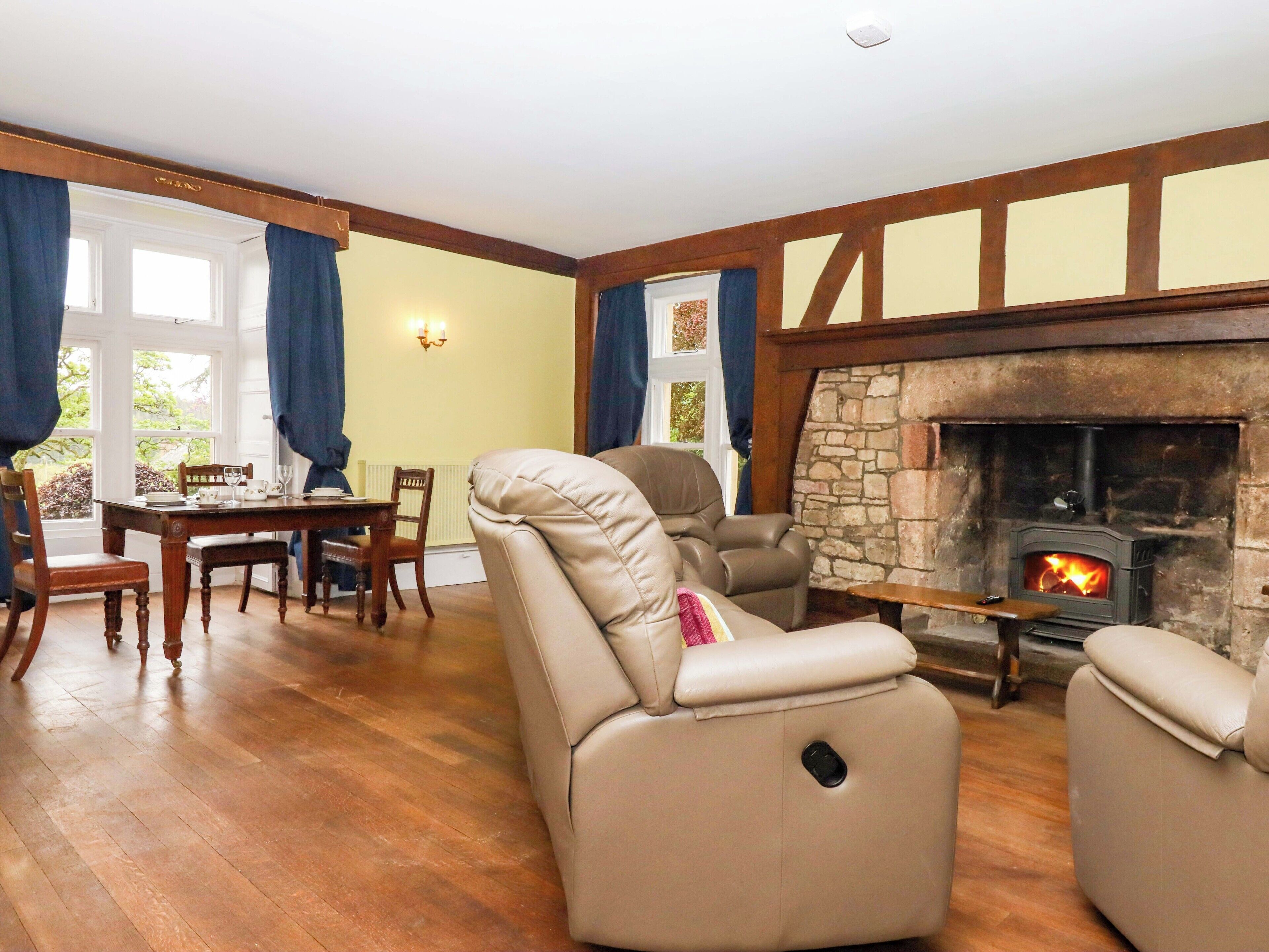 Dowrich West Wing Apartment, Pet Friendly In Sandford, Devon - Crediton