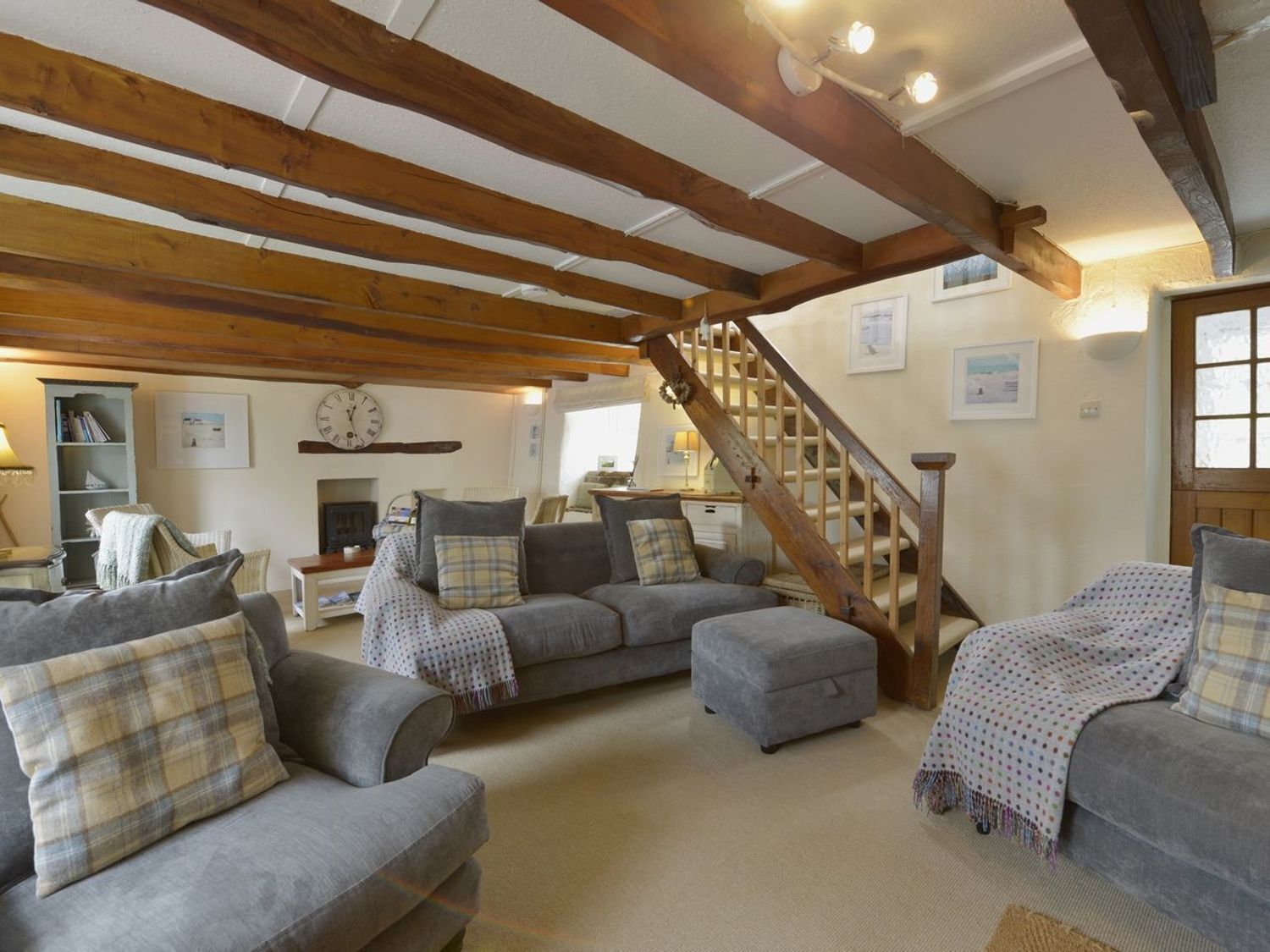 Mays Cottage, Pet Friendly, Luxury Holiday Cottage In St Issey - 패드스토