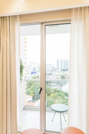 Interior - Beautiful 2 Bedroom Apartment with view 10th Floor (Santo Domingo)
