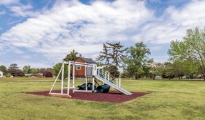 Children’s area - Coastal Retreat in Peaceful Waterfront Community (Harbeson)