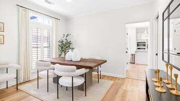 House | 3 bedrooms, Internet