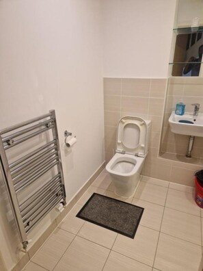 Towels, soap, toilet paper