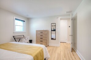 4 Schlafzimmer, Bügeleisen/Bügelbrett, WLAN