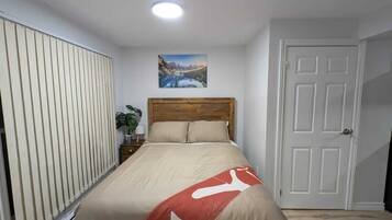 1 bedroom, free WiFi, bed sheets