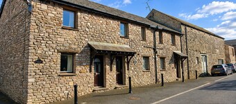 Black Bull Barn Apartment, romantic break in Eden Valley