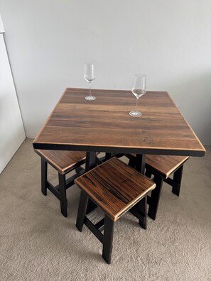Comfort Apartment, Air conditioning, Ocean View | Dining - Golden Mile Beachside (Manly)