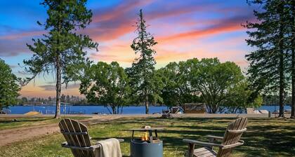 Enjoy lakeside bliss at Lakeside Lookout in Butternut, WI—perfect for family fun!