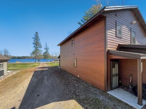 Exterior - Enjoy lakeside bliss at Lakeside Lookout in Butternut, WI—perfect for family fun! (Butternut)