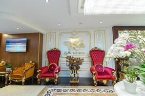 Interior - Queen T and T Dalat (Da Lat)