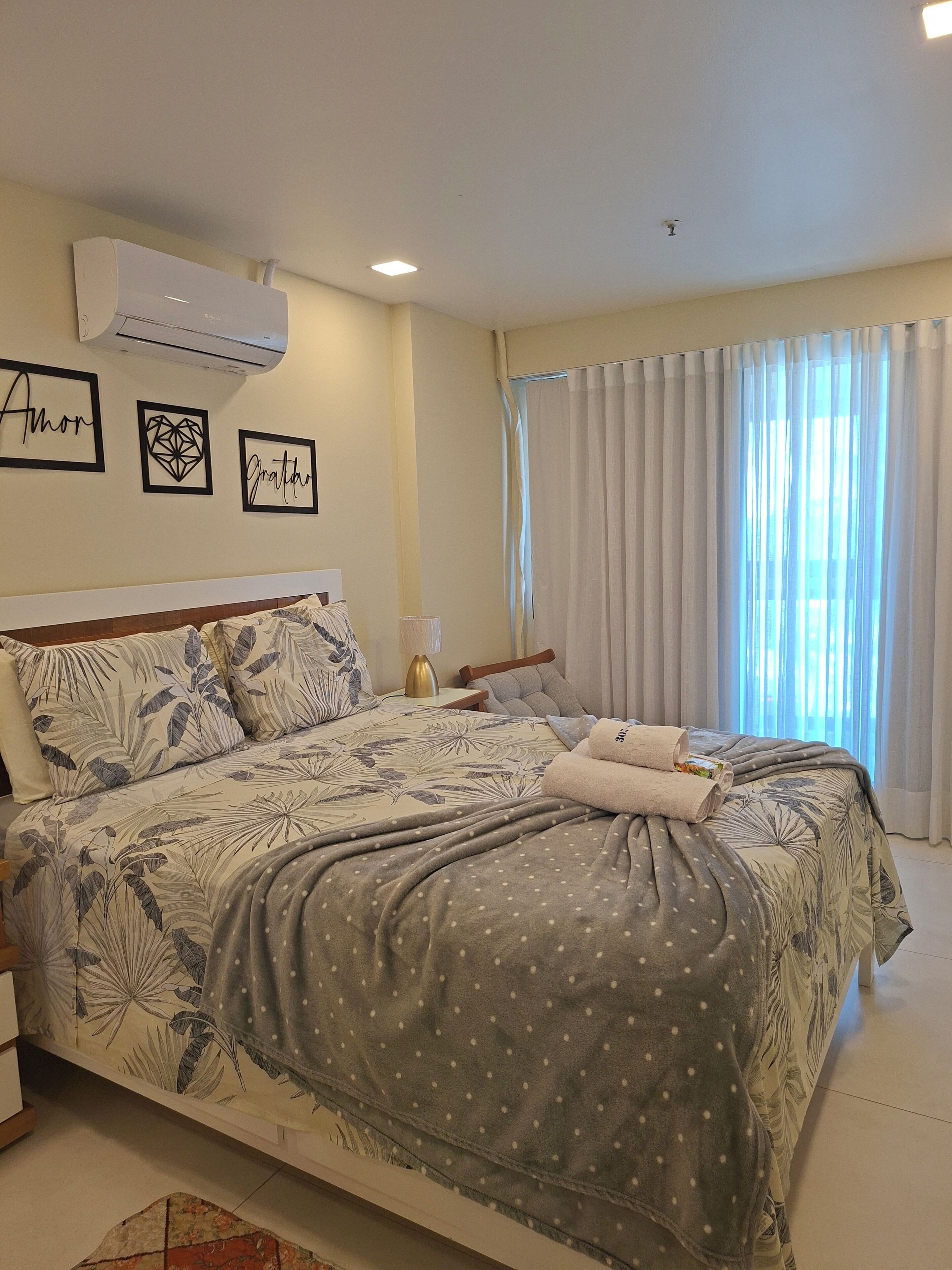 1 bedroom, in-room safe, iron/ironing board, free WiFi