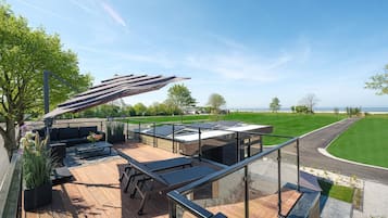 Vila | Balkon