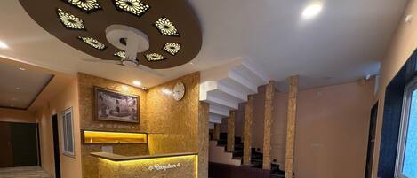 House | Reception