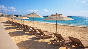 On the beach - Oceanfront Escape w/ Pool and Direct Beach Access (Playa del Carmen)