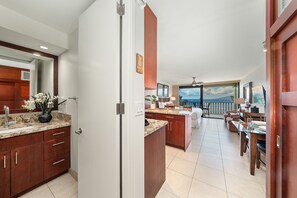 Iron/ironing board, free WiFi, bed sheets - Direct Oceanfront Studio with Lanai & Sunset Views -Lahaina Shores 509 (Lahaina)