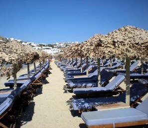 Beach - Yanna Luxury Suites (Mykonos)