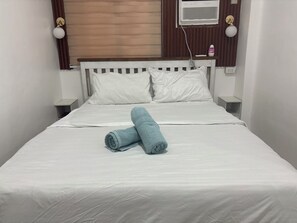 Internet, bed sheets - Cozy 1Bedroom Near Mactan Cebu International Airport (Lapu-Lapu)